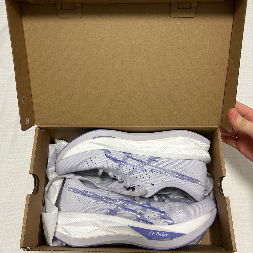 Women’s Ascics Sonicblasts